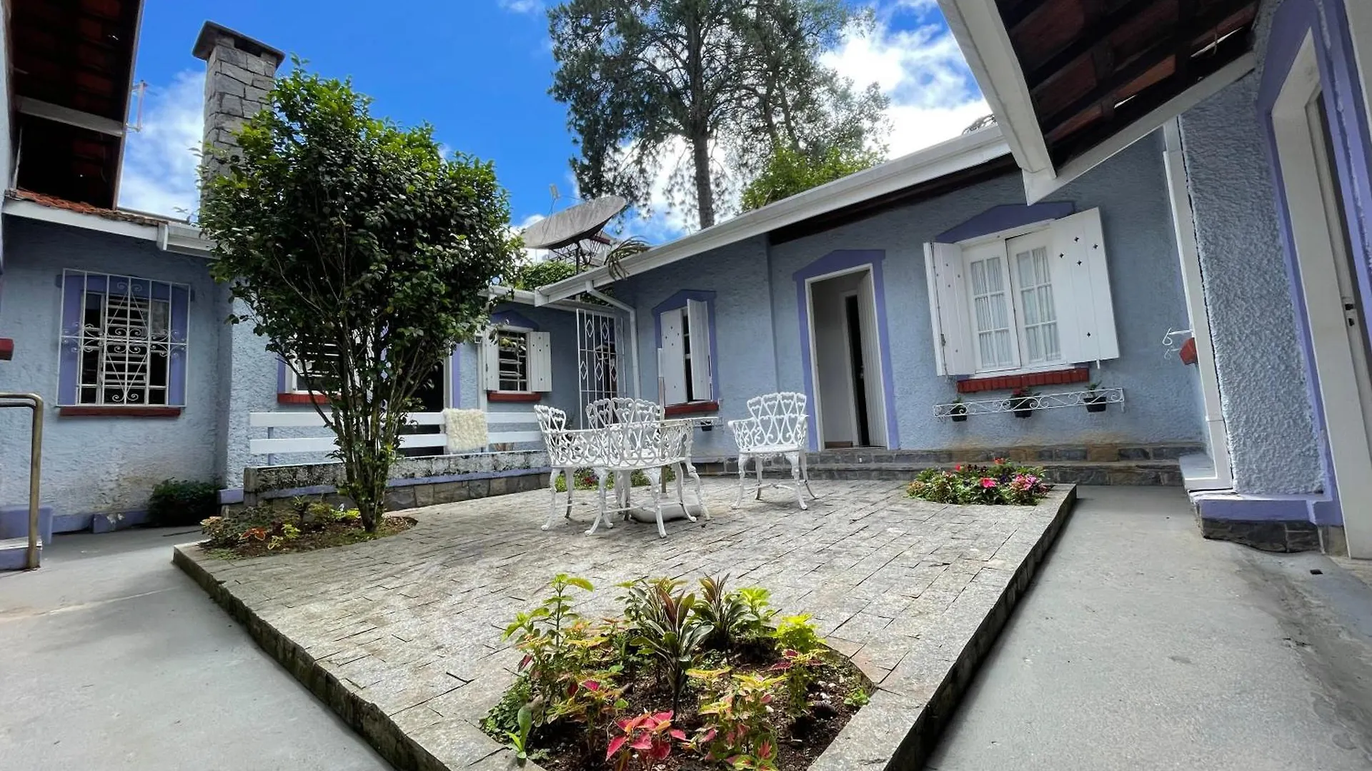 Inn Pousada Vila Tio Le Campos do Jordao